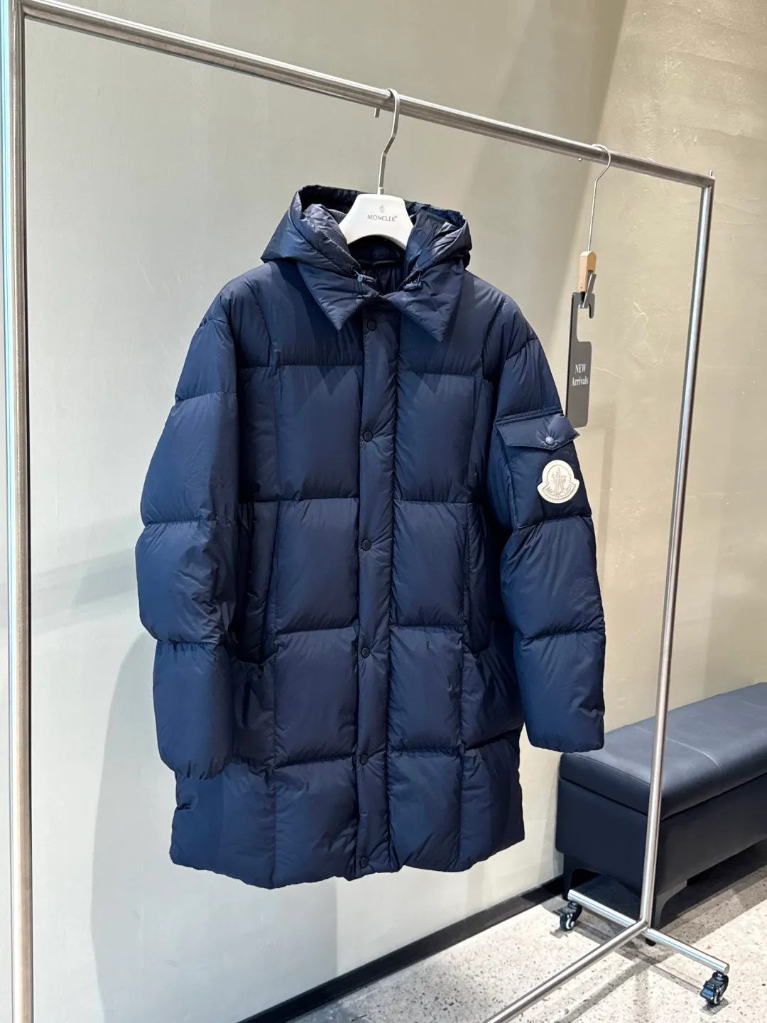 Authentic : 【Original 】 Moncler｜ / 25𝒔𝒔 Alize Same Style， ， Same Style#T 29# Size：12345 ：Black，Beige
